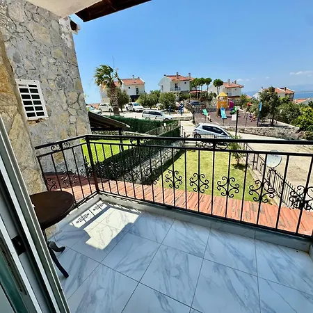 Yazlik Kleopatra Koyu Yaninda Villa *