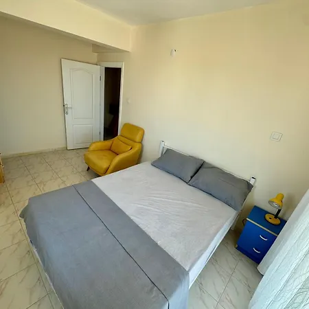 Yazlik Kleopatra Koyu Yaninda Villa *